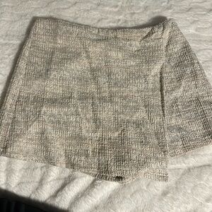 SKORT
